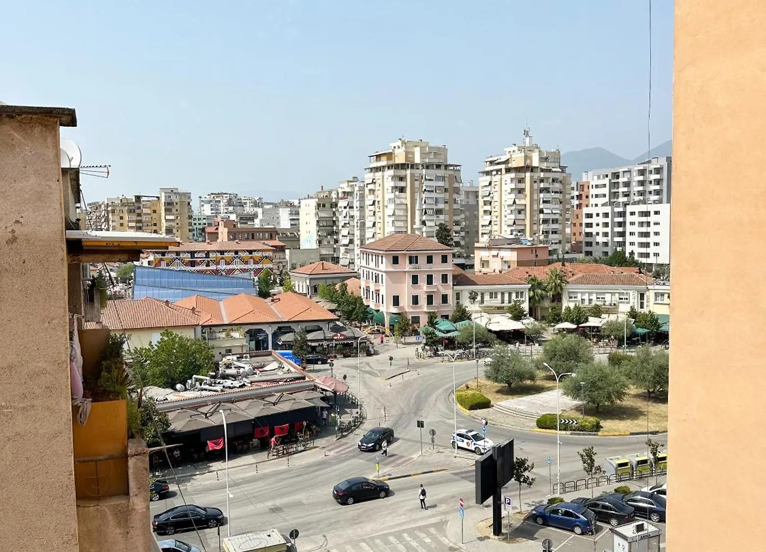 Jo-Al, New Bazaar! Apartment Tirana